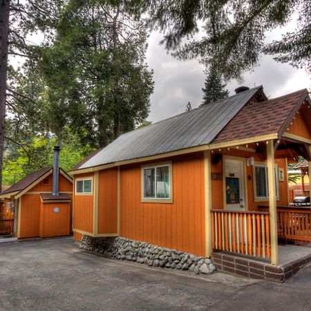 Sleepy Hollow Cabins & Hotel Crestline Eksteriør billede