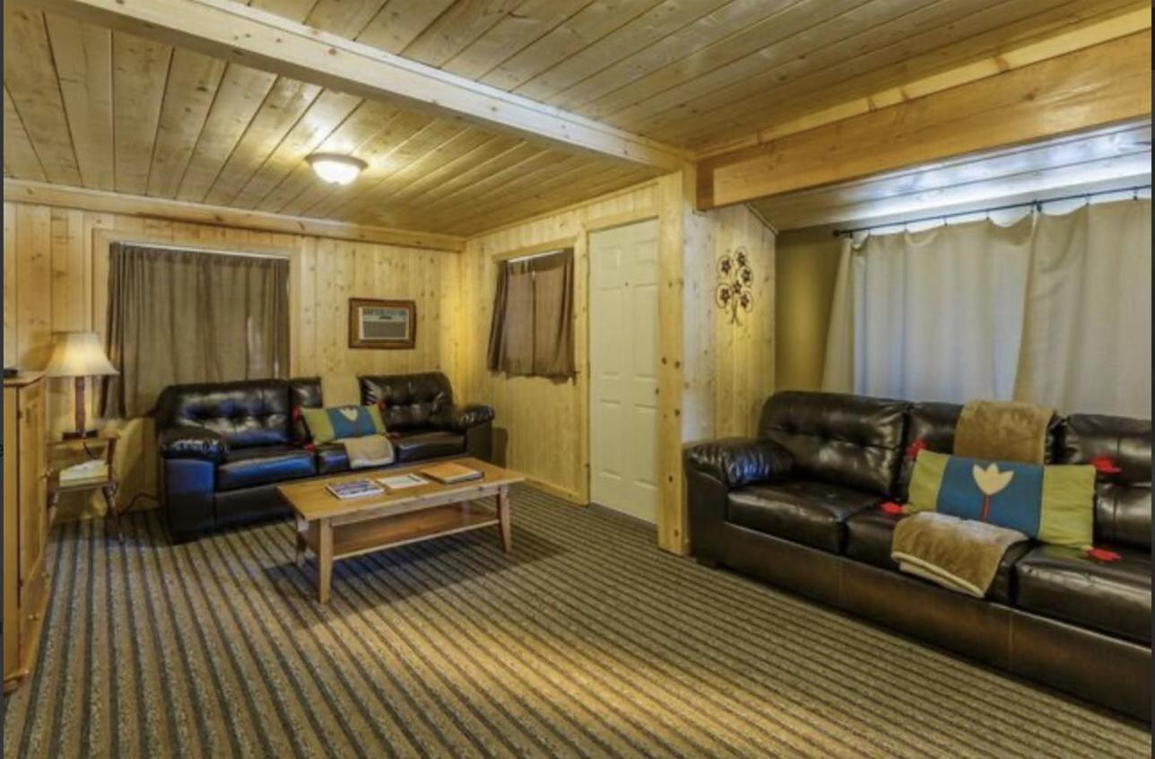 Sleepy Hollow Cabins & Hotel Crestline Eksteriør billede