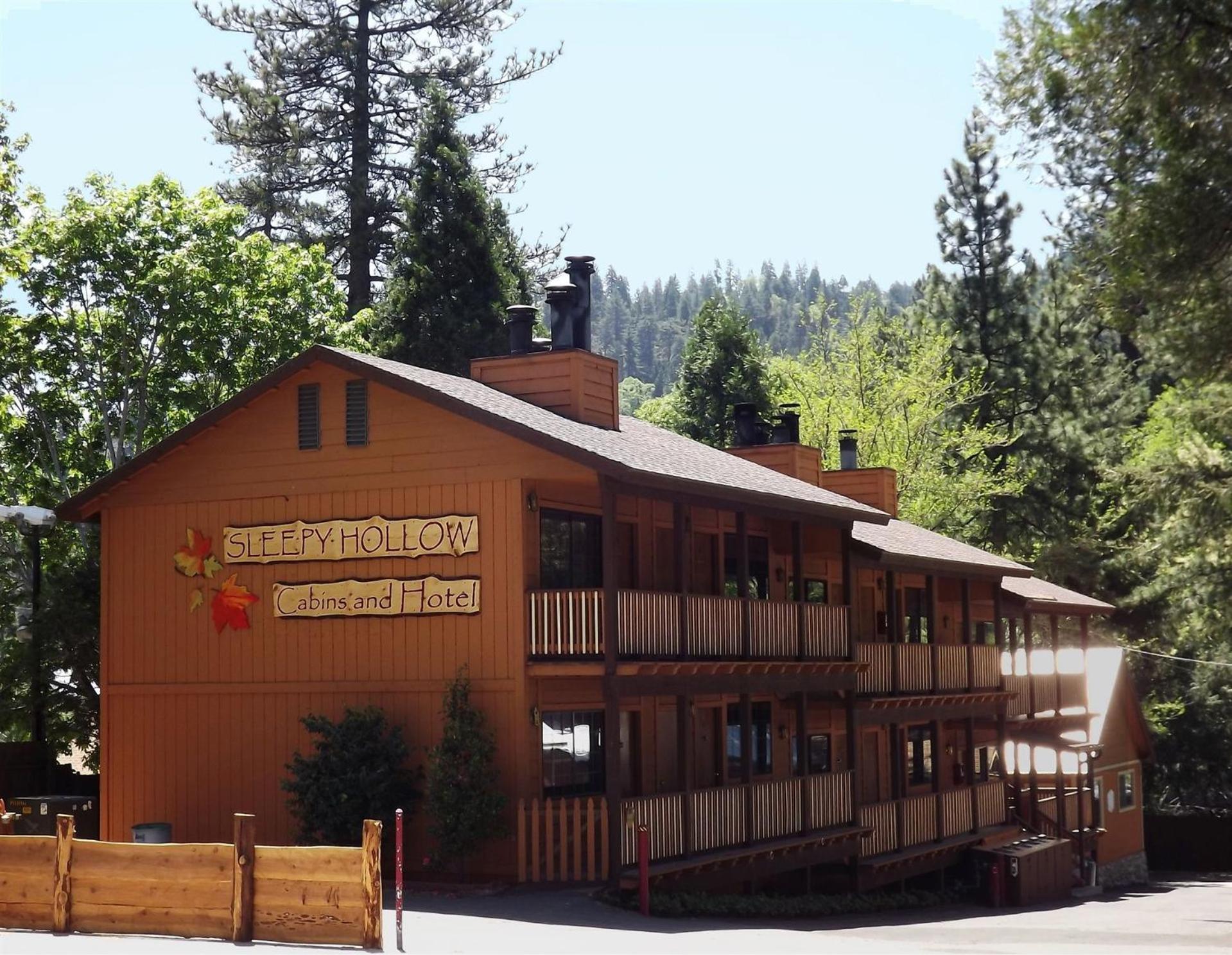 Sleepy Hollow Cabins & Hotel Crestline Eksteriør billede
